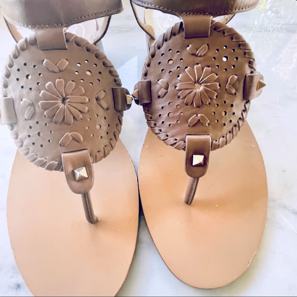 JACK ROGERS TAN BLOCK HEEL SANDSL SIZE 9 - Picture 5 of 6